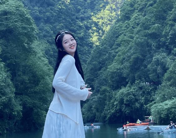 恩施五日旅游團在哪兒報名？恩施地心谷門票當天去能買到嗎？碼住(圖1)